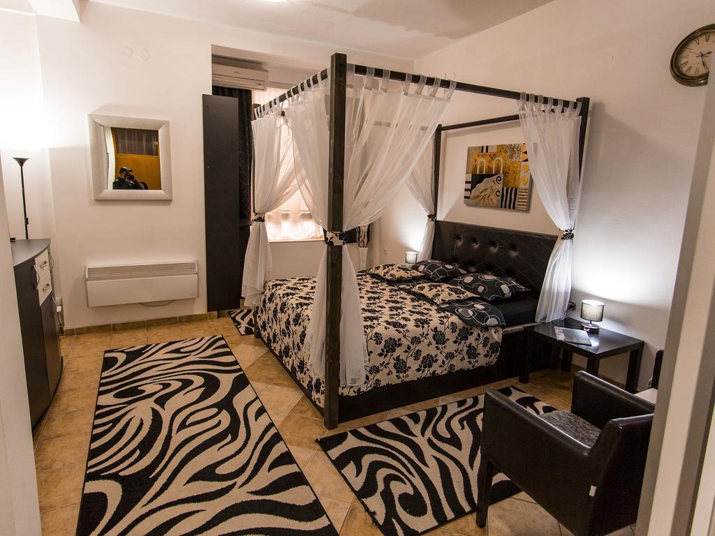 Apart Hotel Kalonis Skopje Eksteriør billede