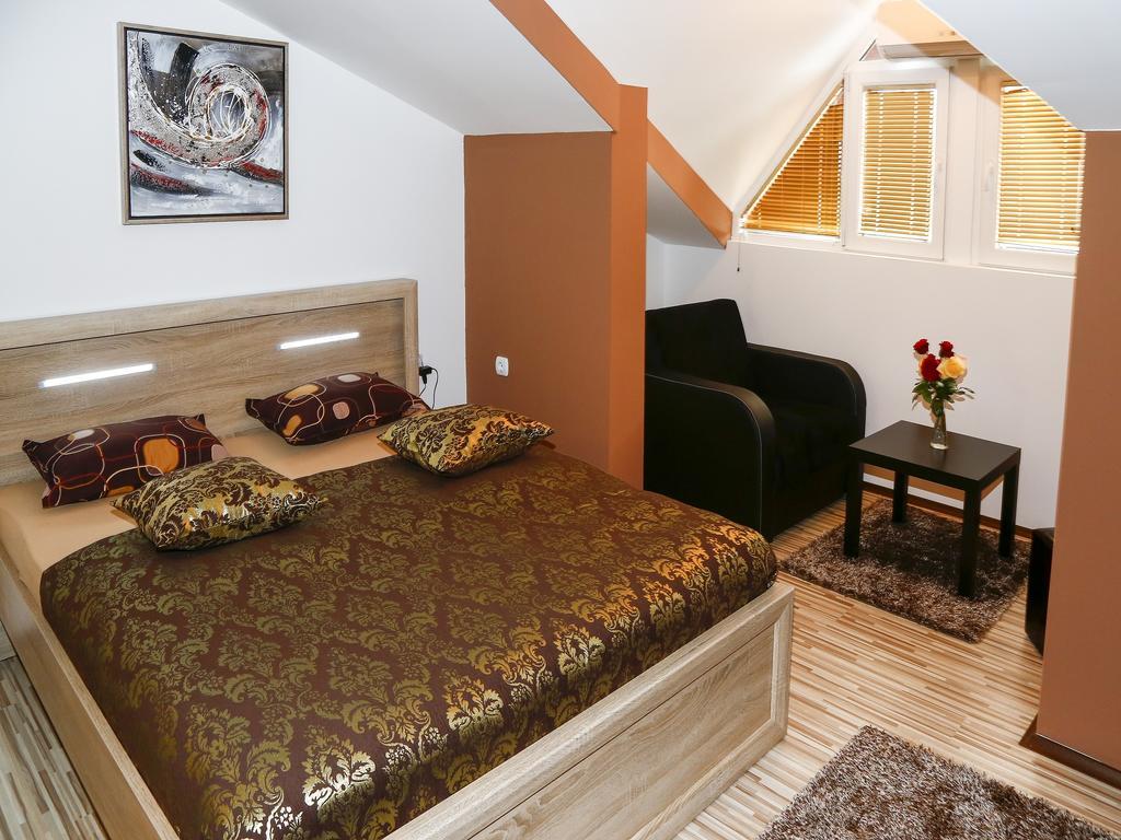 Apart Hotel Kalonis Skopje Eksteriør billede